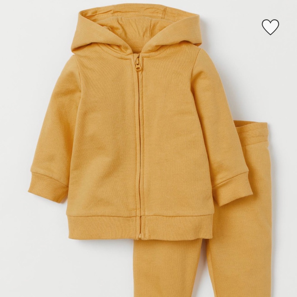 NWT H&M kids sweatshirt set size 9M